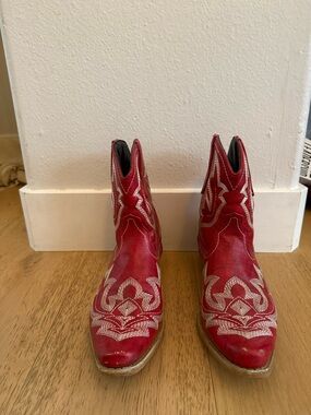 Red Cowboy boots Embroidered Western Ankle Boots - Women